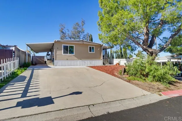 a house view with a outdoor space