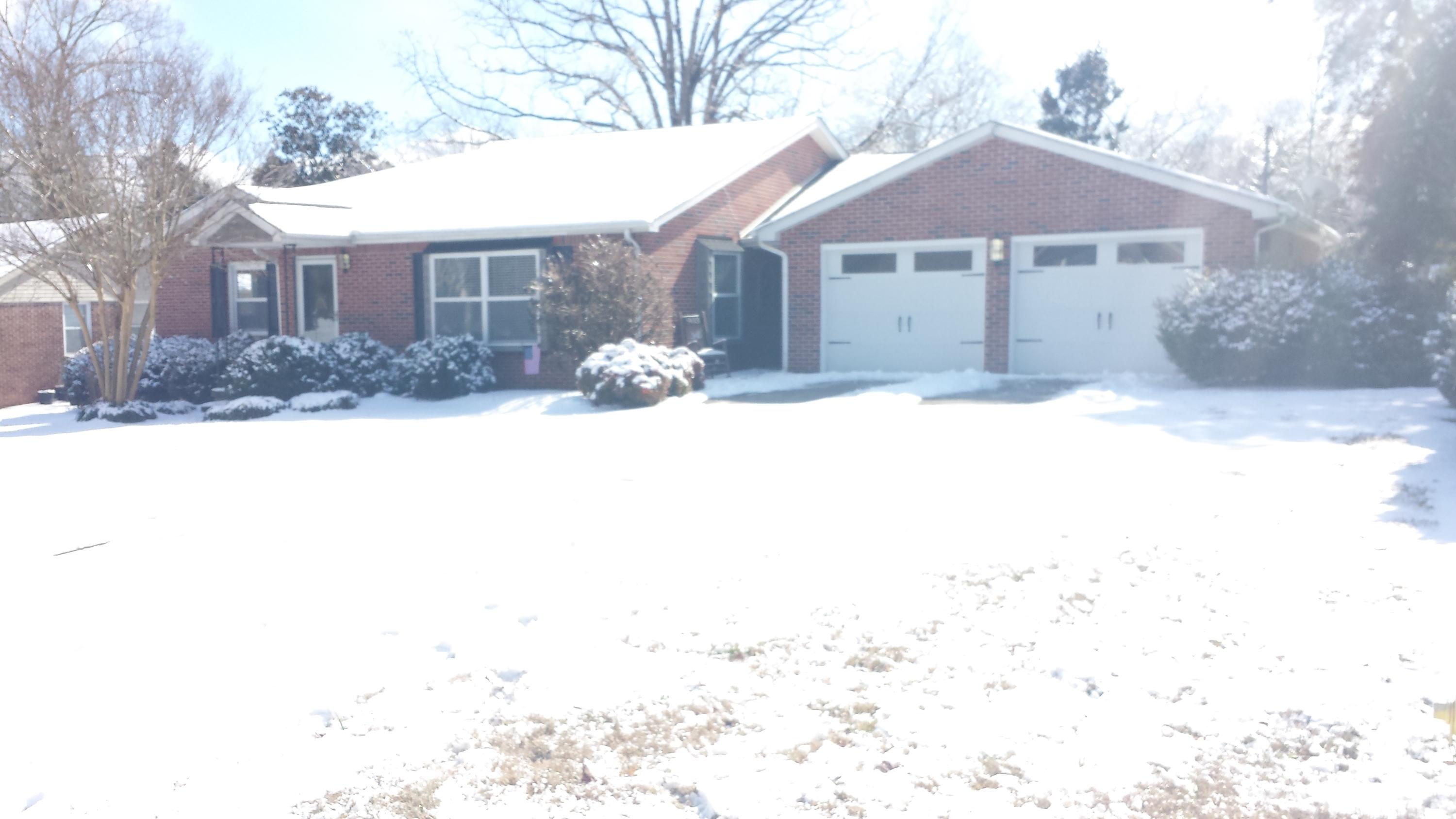903 Eagle Bend Road Clinton, TN 37716 - Photo 1 of 16 903 Eagle Bend Rd