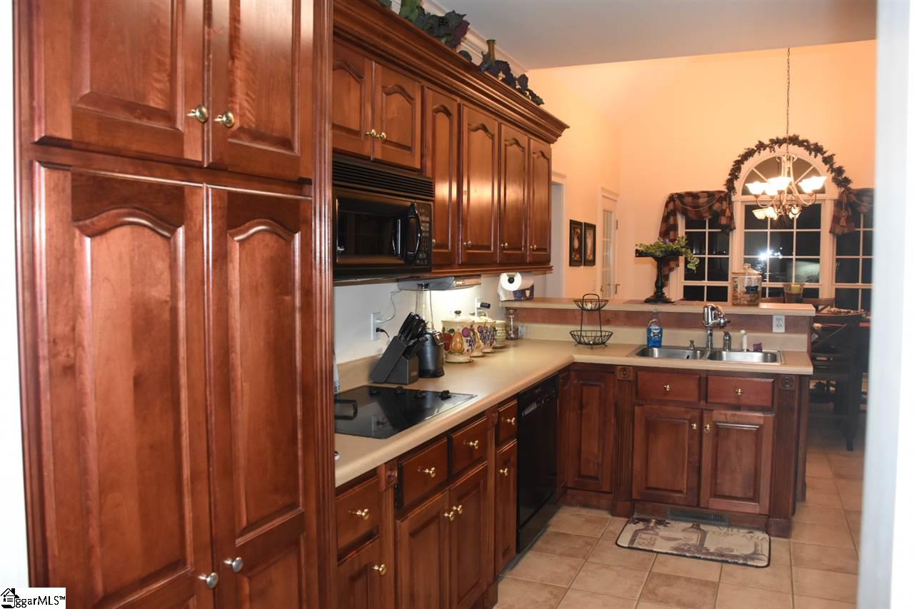 318 Providence Way Easley, SC 29642 - Photo 5 of 35 Gallery Image 5