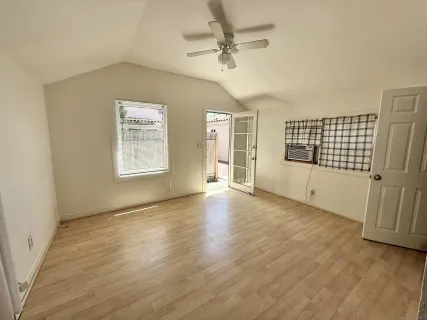 $4,100,000 | 862-64 C Avenue, Coronado, CA 92118