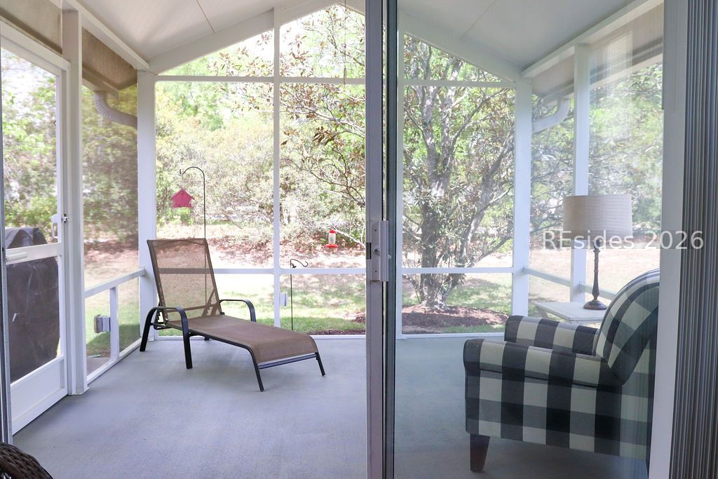 5 Ferebee Way Bluffton, SC 29909 - Photo 21 of 50 Screened in porch