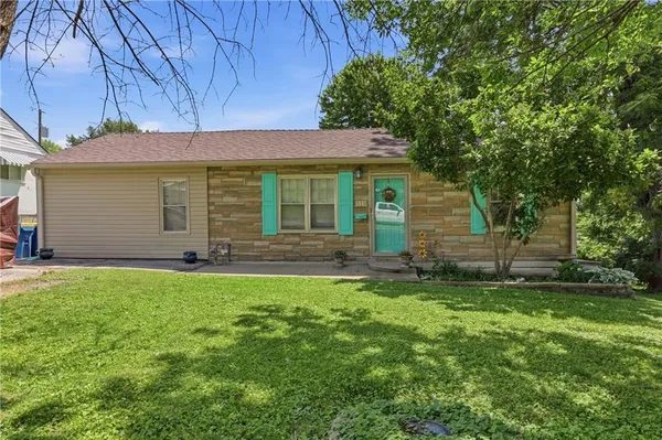 $187,900 | 519 South Willow Avenue, Sugar Creek, MO 64053