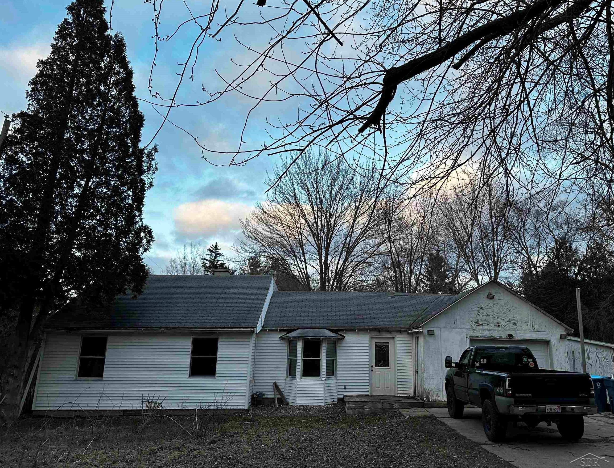 4973 South Saginaw Road Freeland, MI 48623 - Photo 1 of 27 50134743-5cc0f5ac-ddd7-4be8-b284-f32ae36c0ff7.JPG