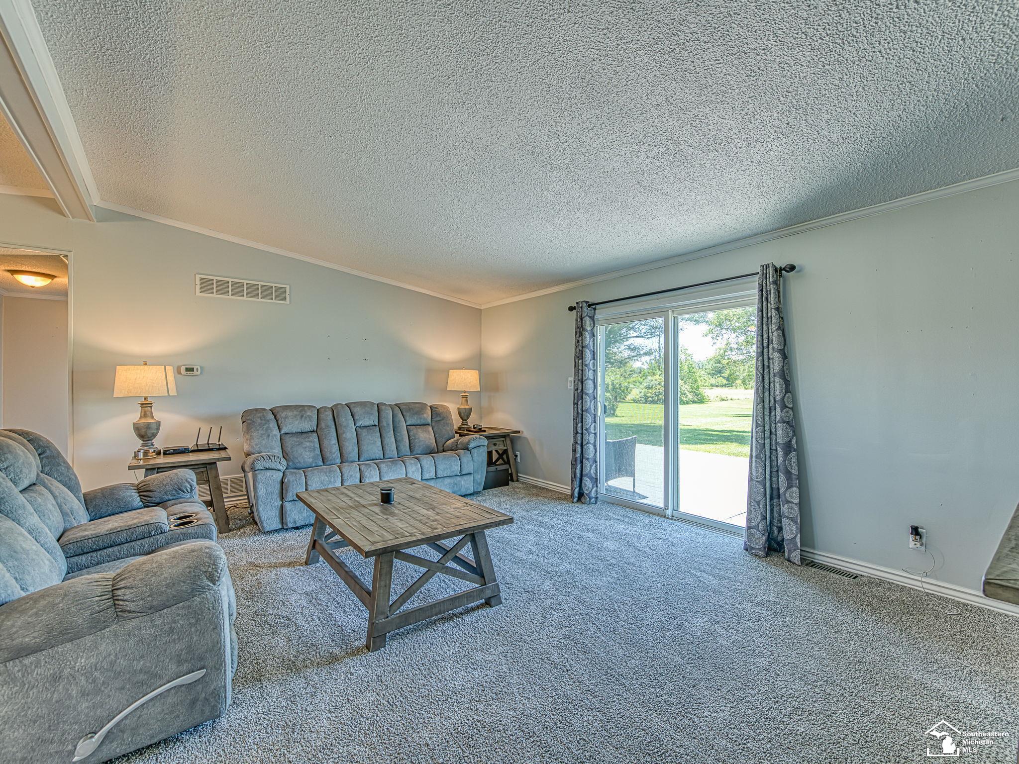 8955 Grafton Road Newport, MI 48166 - Photo 12 of 47