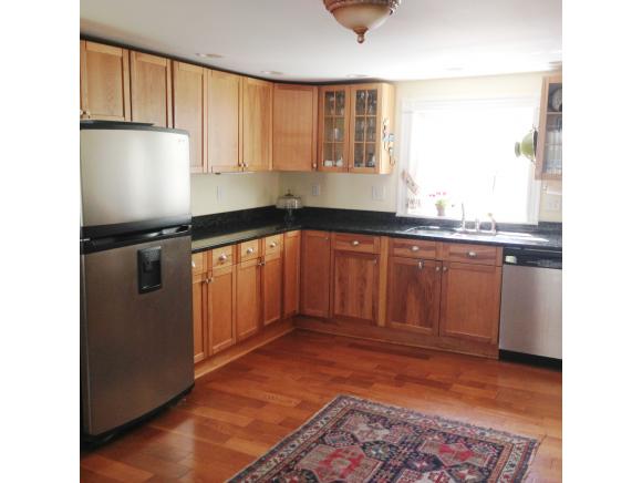 367 Main Dunstable Road Nashua, NH 03062 - Photo 2 of 36