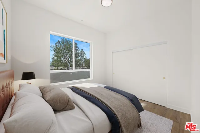 $2,999 | 7411 Artesia Boulevard, Unit 211, Buena Park, CA 90621