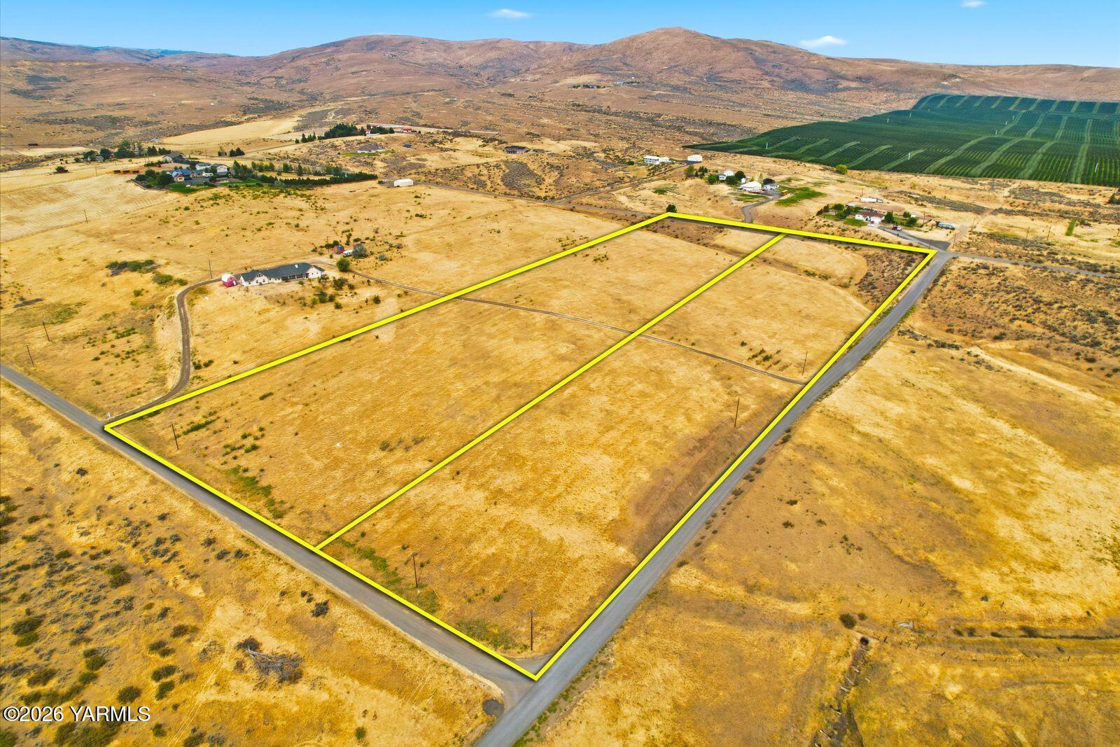 Nka Wakatak Road Yakima, WA 98908 - Photo 2 of 20 2 Wakatak Rd