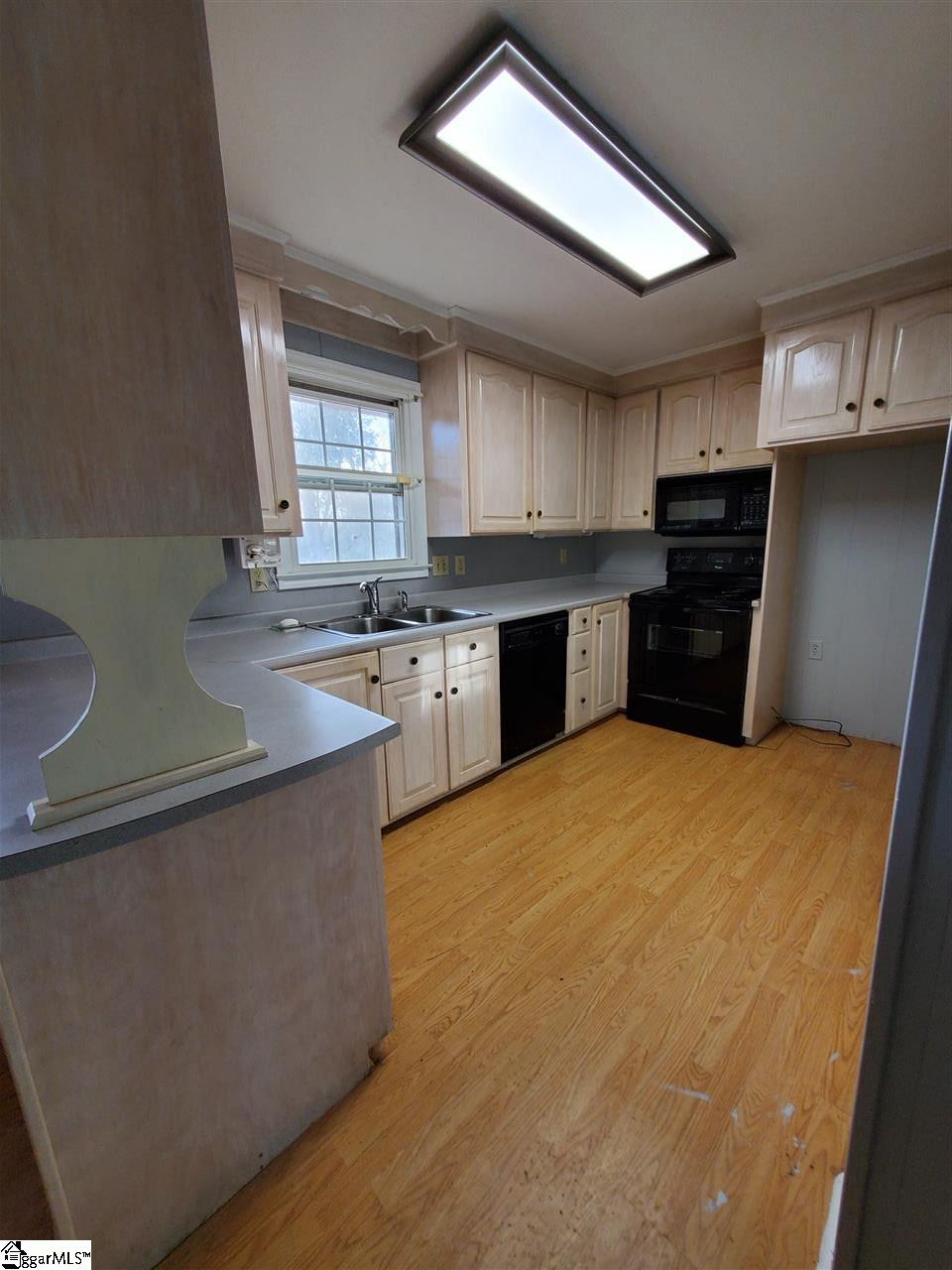 419 Old Cedar Rock Road Easley, SC 29640 - Photo 6 of 18