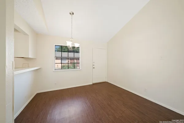 $925 | 206 Bexar Drive, San Antonio, TX 78228