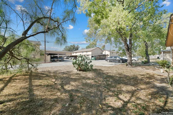 $925 | 206 Bexar Drive, San Antonio, TX 78228