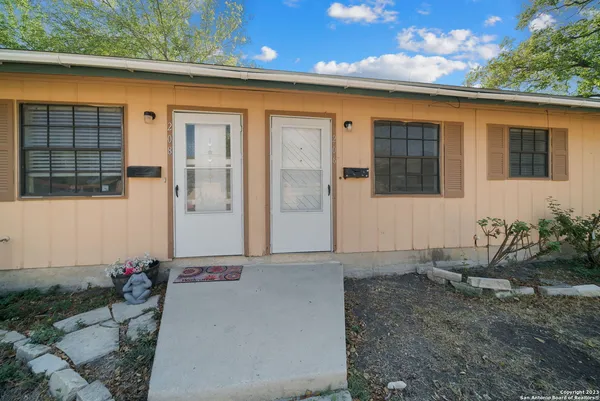 $925 | 206 Bexar Drive, San Antonio, TX 78228