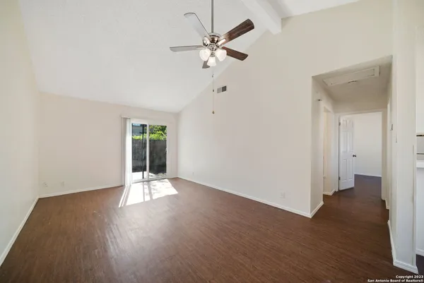 $925 | 206 Bexar Drive, San Antonio, TX 78228