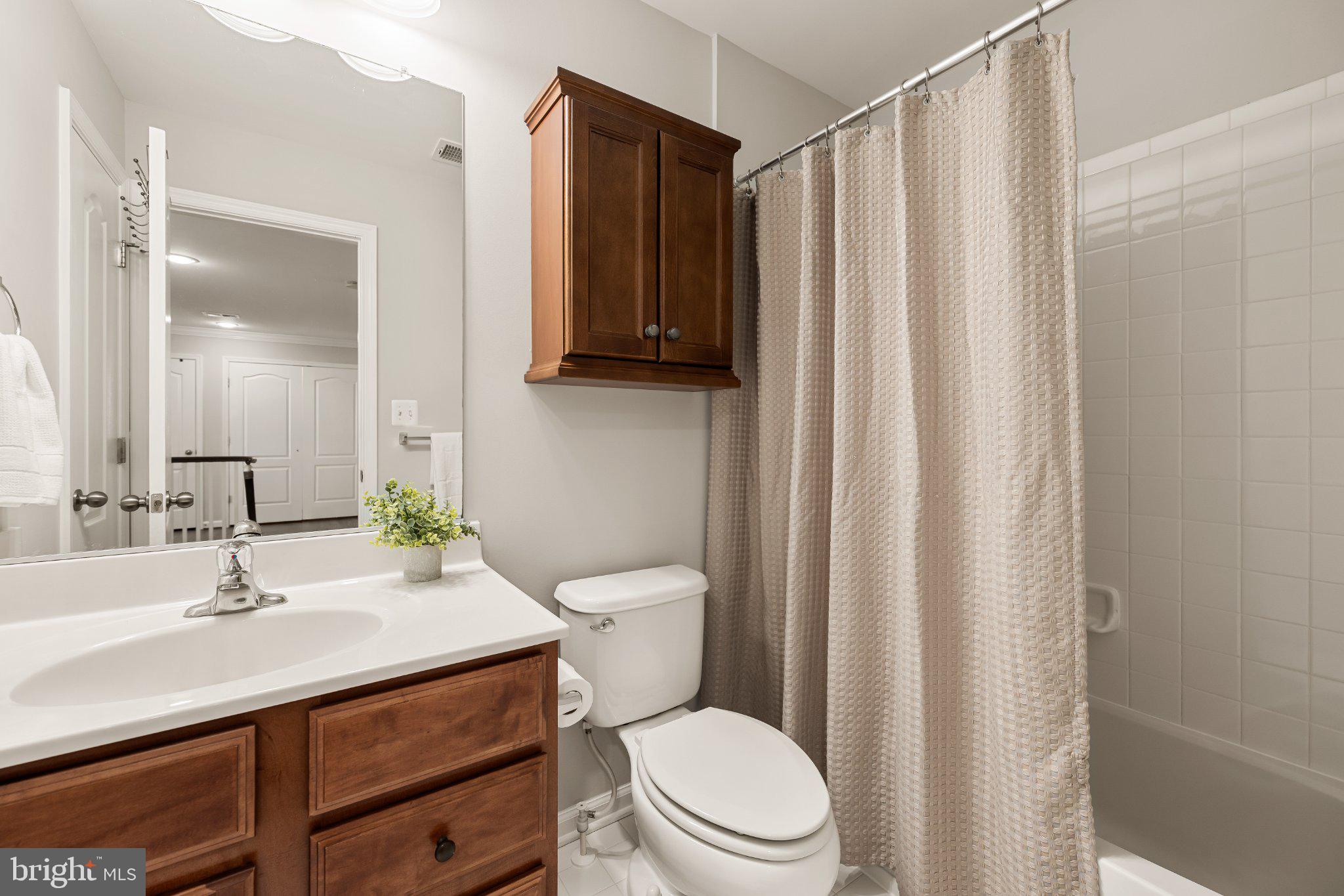 9728 Athey Road Lorton, VA 22079 - Photo 35 of 48 Bathroom 3