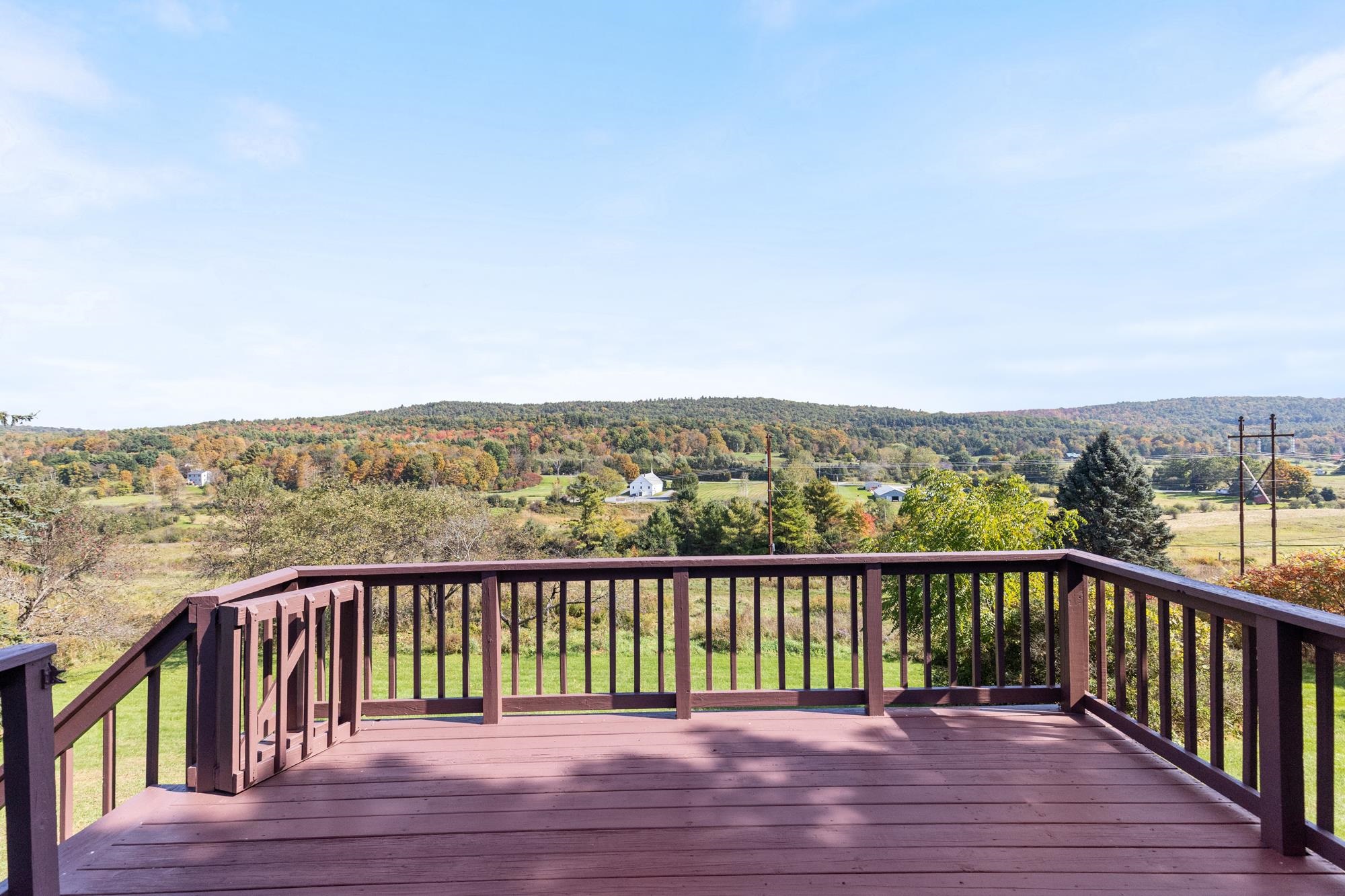 246 Chaloux Lane Williston, VT 05495 - Photo 11 of 40