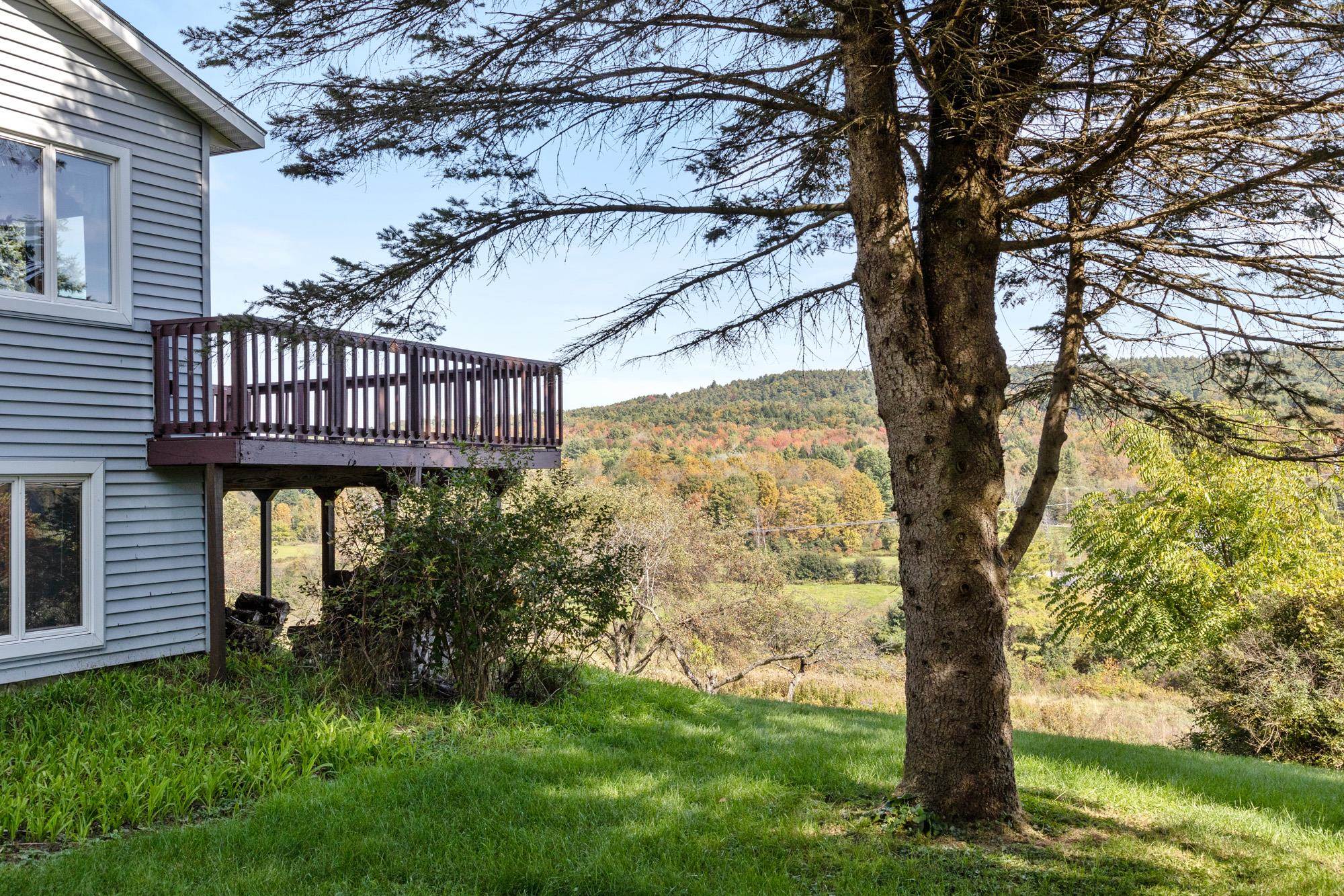 246 Chaloux Lane Williston, VT 05495 - Photo 13 of 40