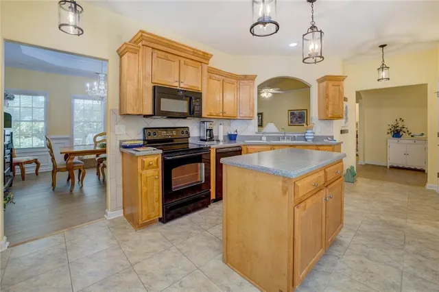 $385,000 | 310 Crossroads Drive, Social Circle, GA 30025