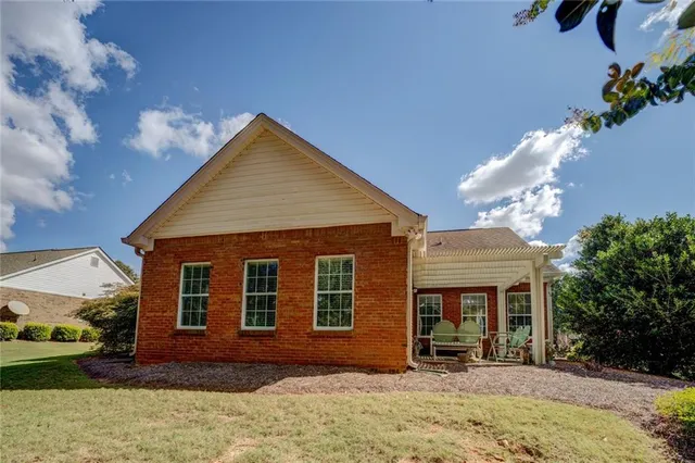 $385,000 | 310 Crossroads Drive, Social Circle, GA 30025