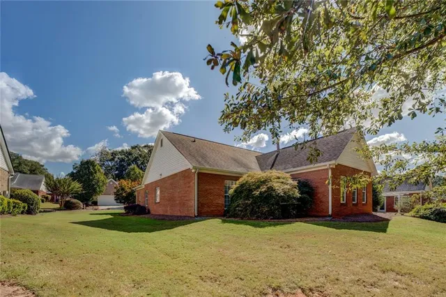 $385,000 | 310 Crossroads Drive, Social Circle, GA 30025