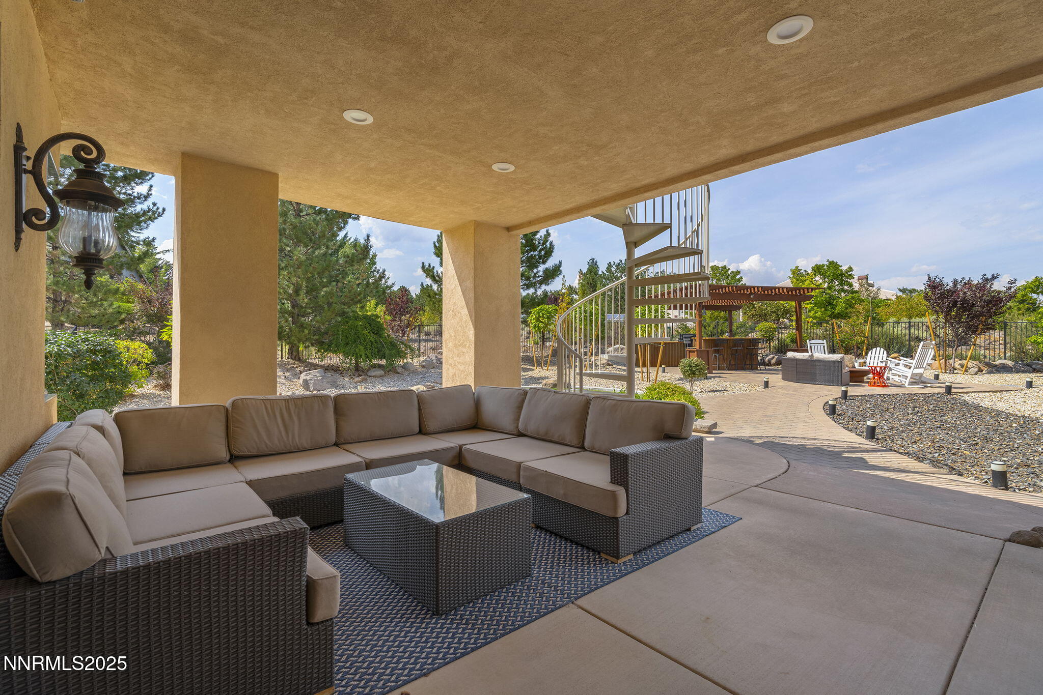 1465 Taos Lane Reno, NV 89511 - Photo 44 of 60 a living room with furniture and a large window