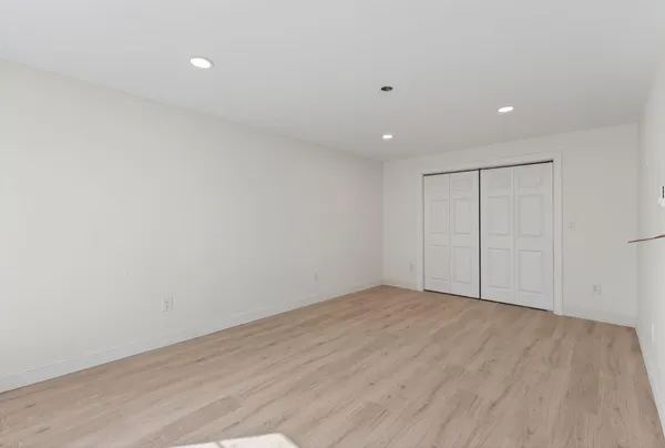 $389,900 | 33 Pinecrest Lane, Pittston, ME 04345