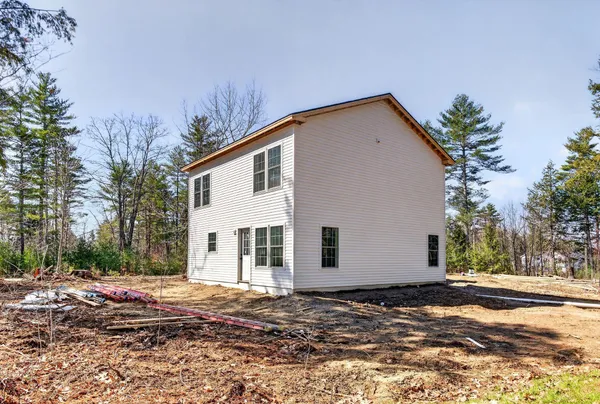 $389,900 | 33 Pinecrest Lane, Pittston, ME 04345