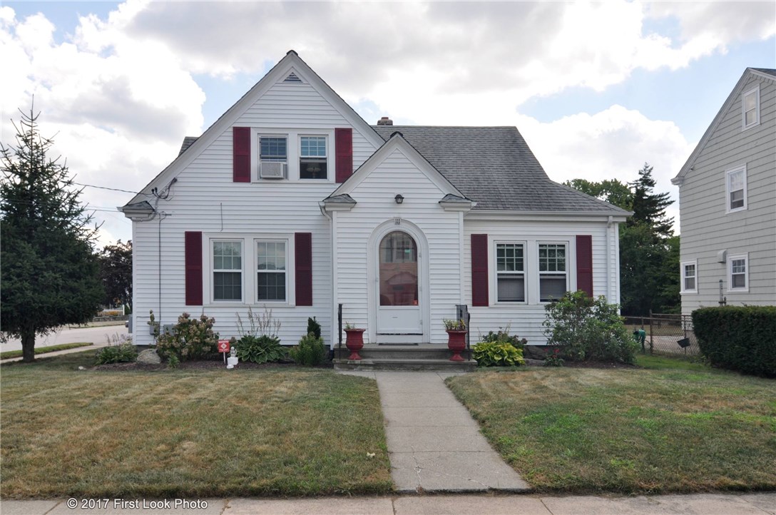 111 Scarborough Road Pawtucket, RI 02861 - Photo 1 of 39 Gallery Image 1