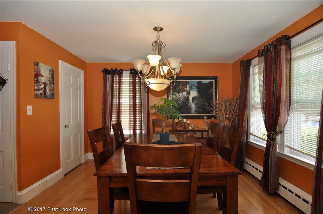 111 Scarborough Road Pawtucket, RI 02861 - Photo 8 of 39 Gallery Image 8