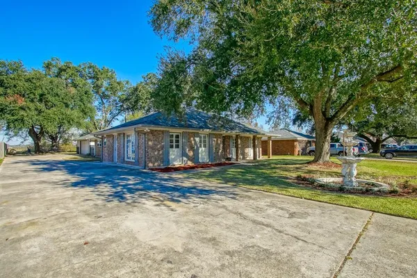 $345,900 | 131 Devon Road, Laplace, LA 70068