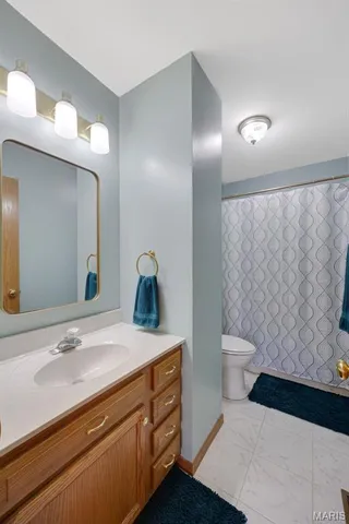 $373,900 | 2371 Riverbluff Drive, Arnold, MO 63010