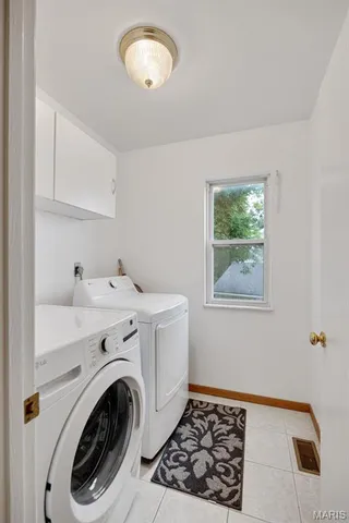 $373,900 | 2371 Riverbluff Drive, Arnold, MO 63010