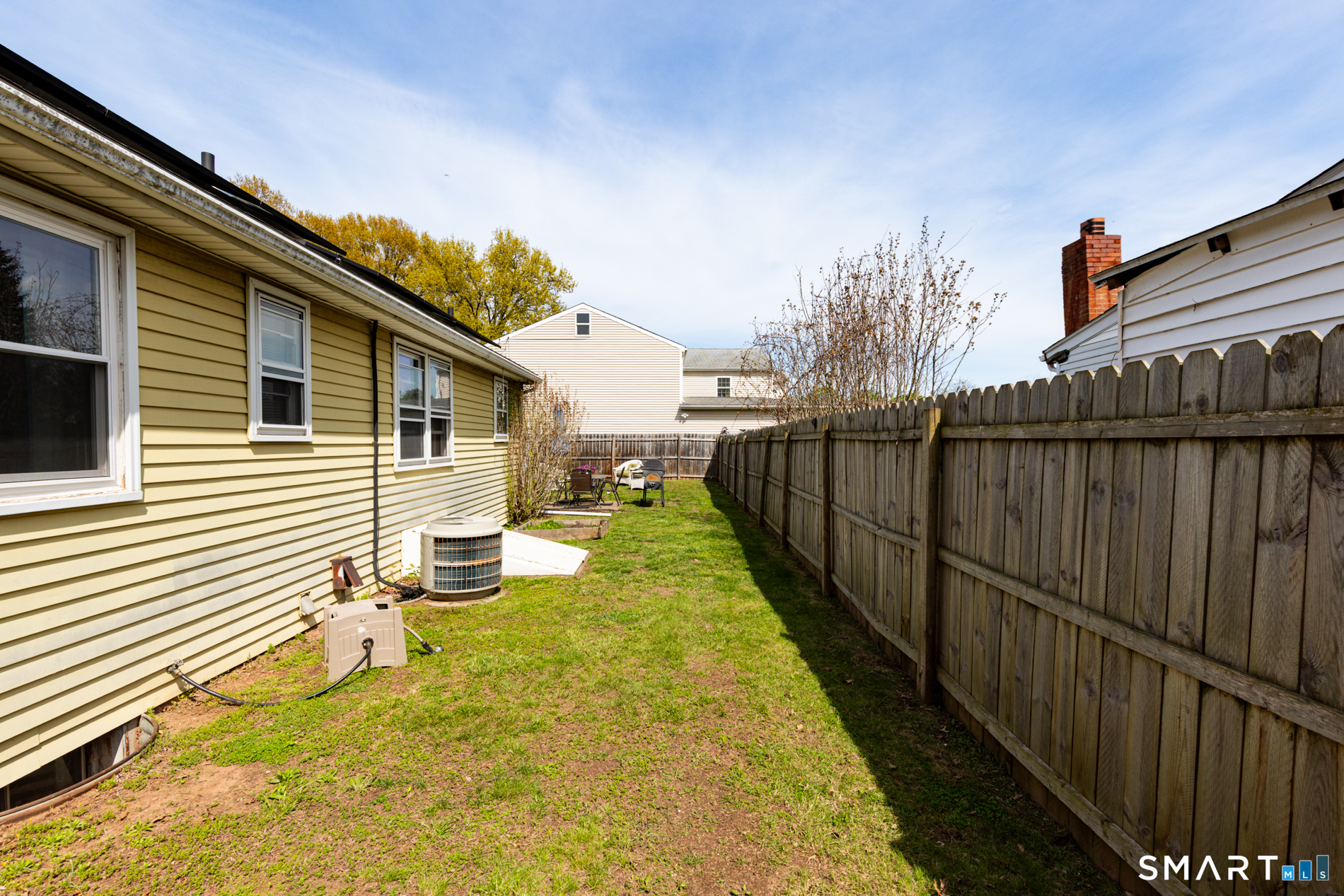 41 Saxon Road Wethersfield, CT 06109 - Photo 23 of 25