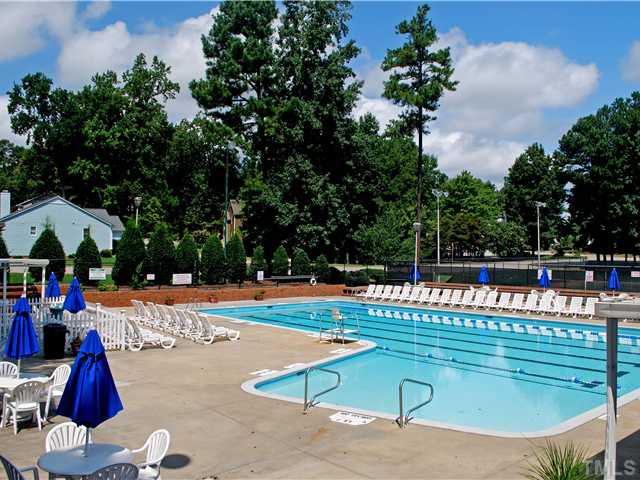 8705 Yucca Trail Raleigh, NC 27615 - Photo 16 of 19
