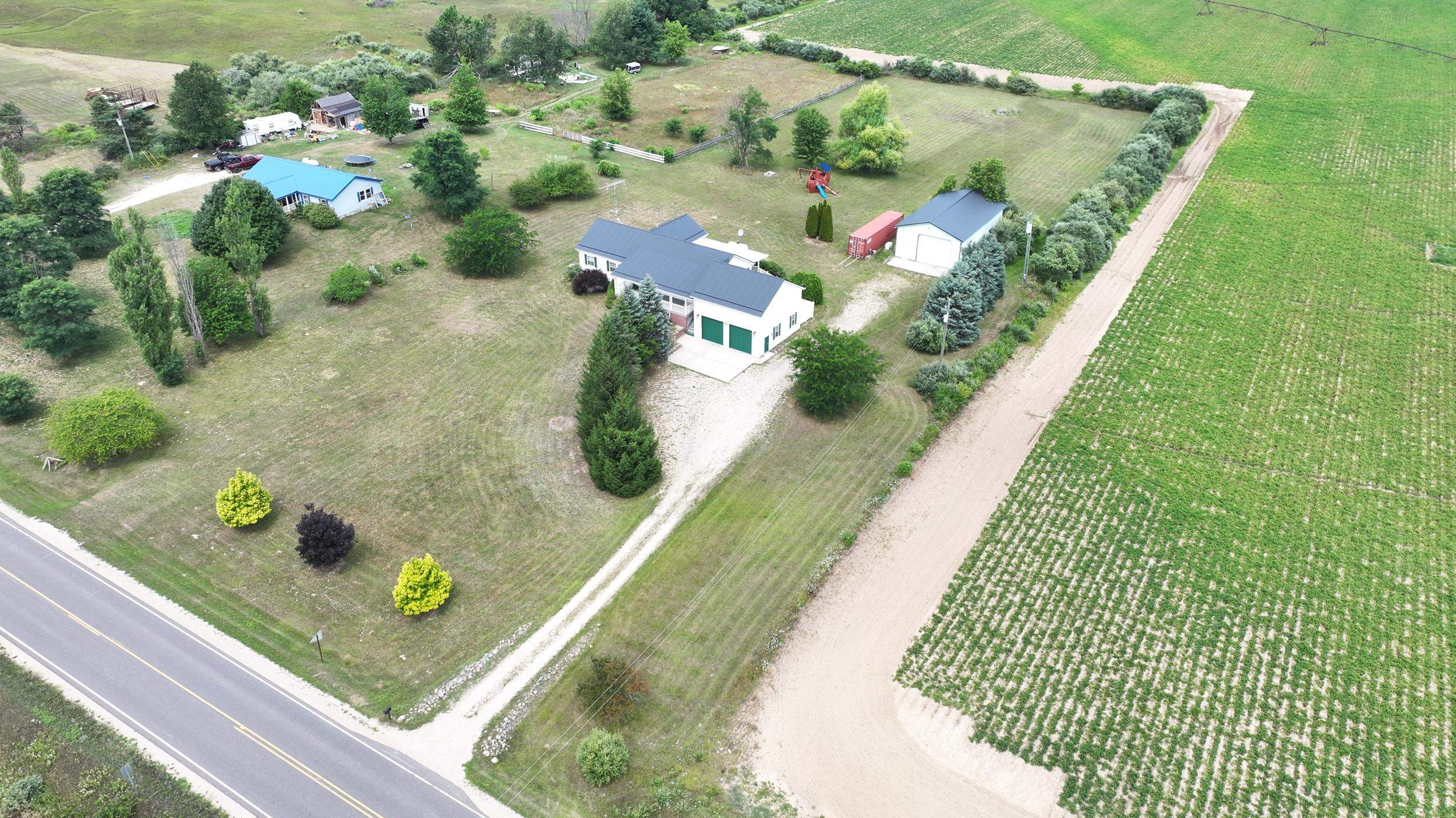 1190 Arthur Road Remus, MI 49340 - Photo 70 of 76 1949366-0e687bce-d12c-4834-b32c-2f32421a9a39.JPG