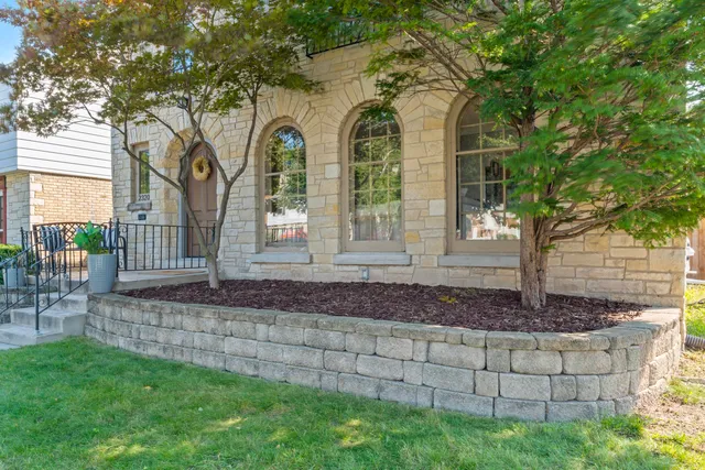 $499,900 | 2320 North 89th Street, Wauwatosa, WI 53226