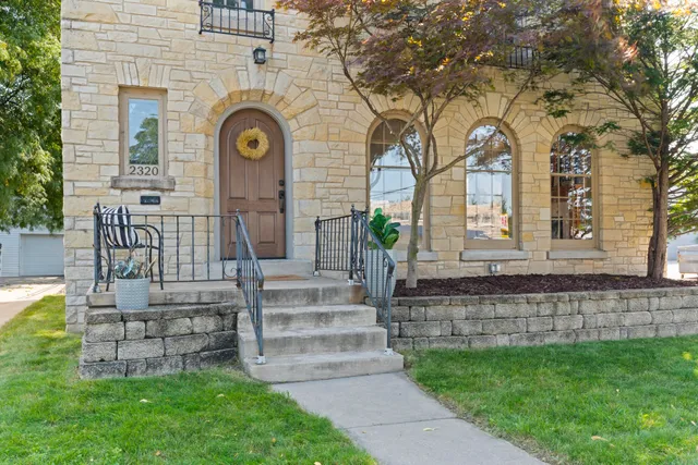 $499,900 | 2320 North 89th Street, Wauwatosa, WI 53226