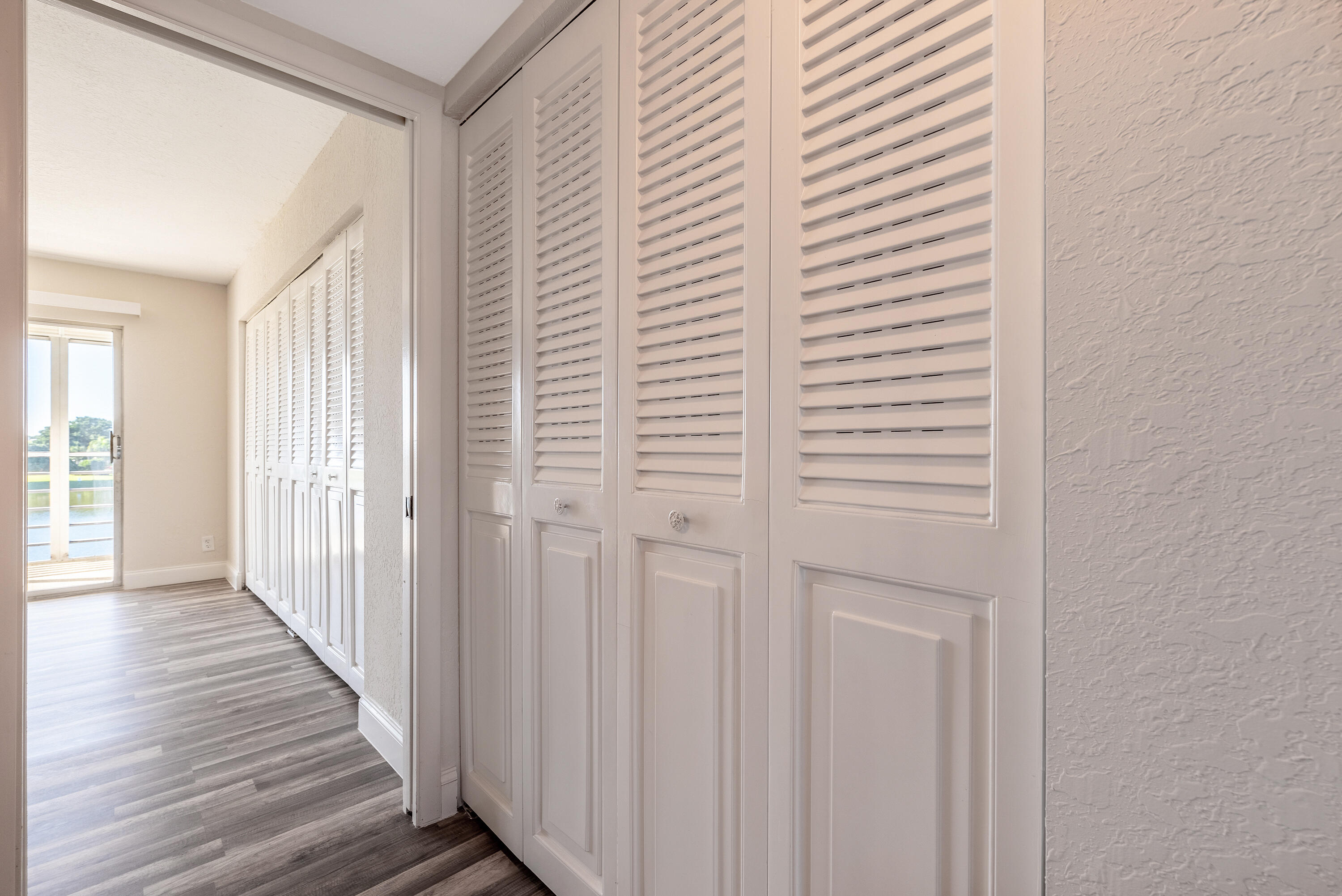 3094 Cornwall East, Unit 3094 Boca Raton, FL 33434 - Photo 26 of 41 3094CornwallEBoca-25