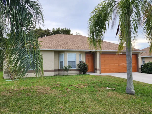 $2,400 | 326 Southwest Ray Avenue, Port St. Lucie, FL 34983