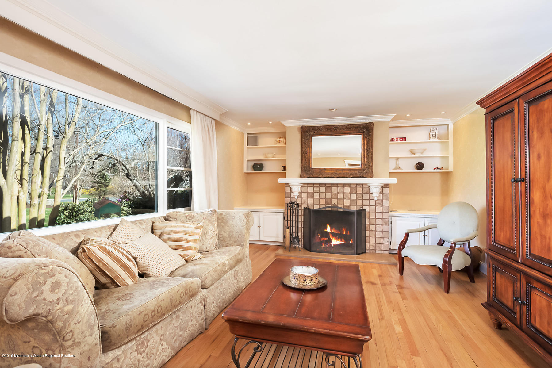 42 Oakes Road Little Silver, NJ 07739 - Photo 4 of 25 Living Room