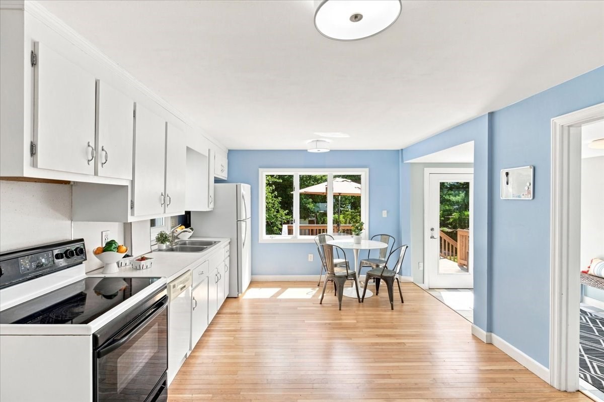 293 Main Street Walpole, MA 02081 - Photo 7 of 23 Gallery Image 7