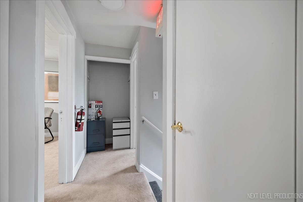 28W501 Batavia Road Warrenville, IL 60555 - Photo 11 of 19