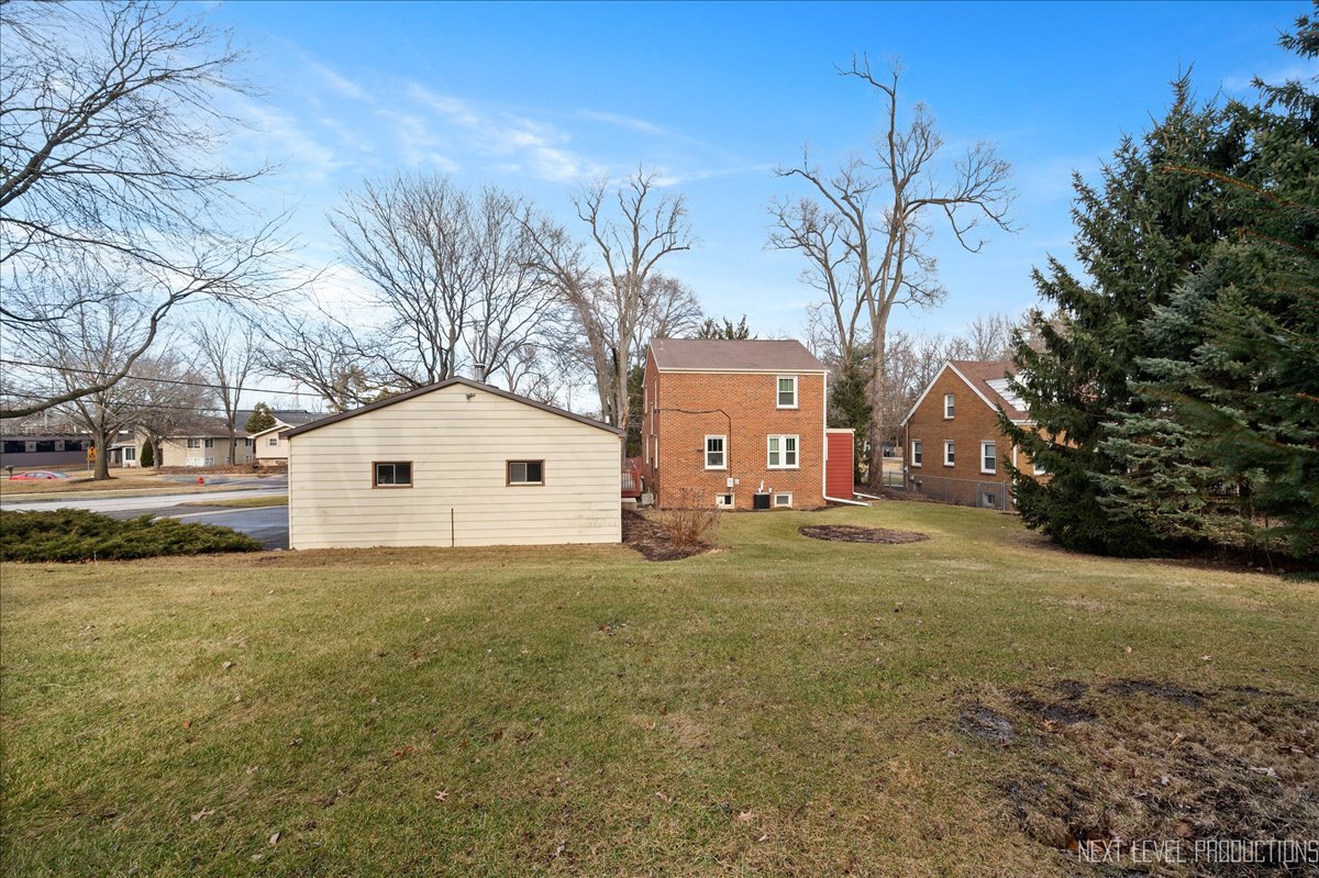 28W501 Batavia Road Warrenville, IL 60555 - Photo 18 of 19
