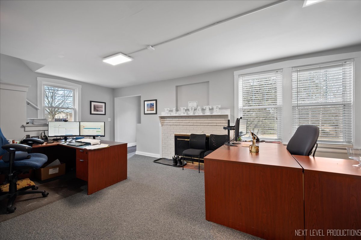 28W501 Batavia Road Warrenville, IL 60555 - Photo 4 of 19