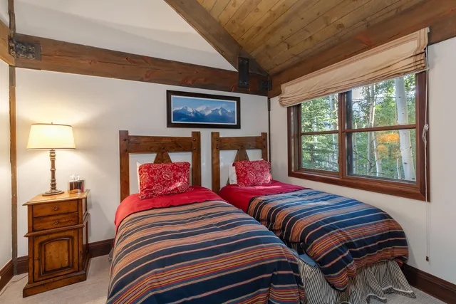 a view of a building on the street