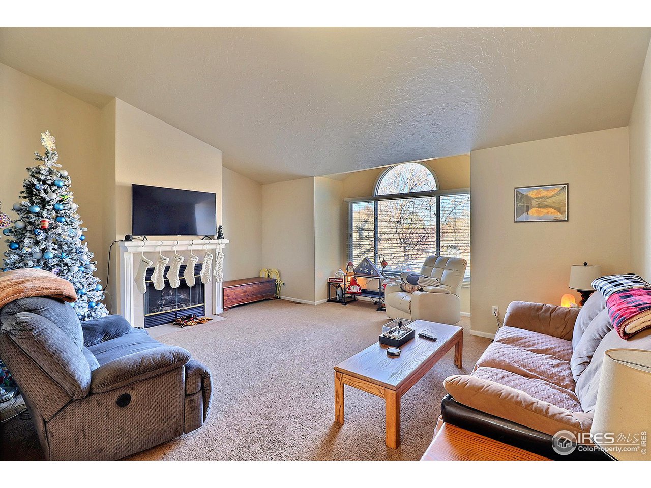 4924 10th Street Road Greeley, CO 80634 - Photo 6 of 24 Lovely Living Room