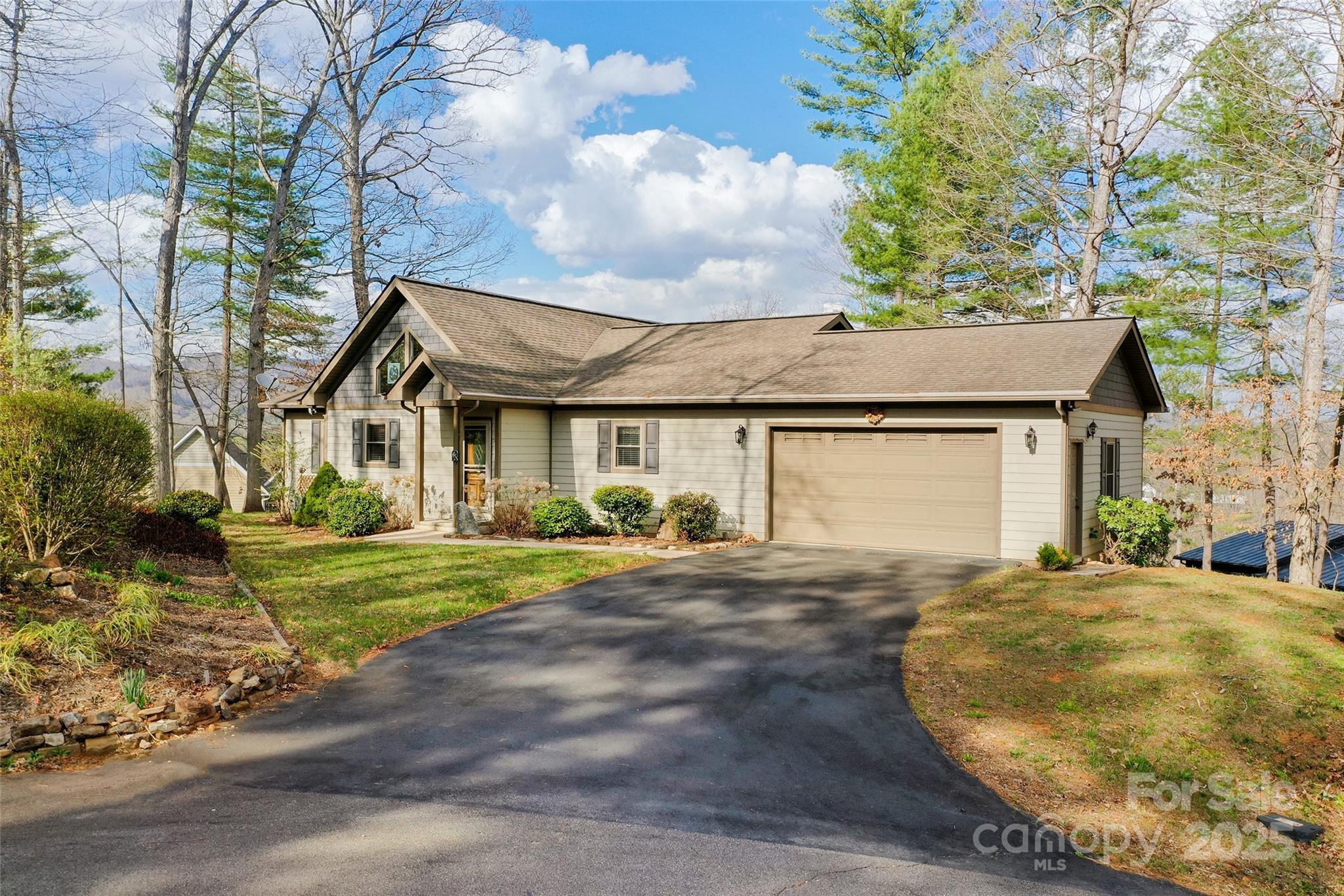 22 Critter Trail Clyde, NC 28721 - Photo 2 of 30