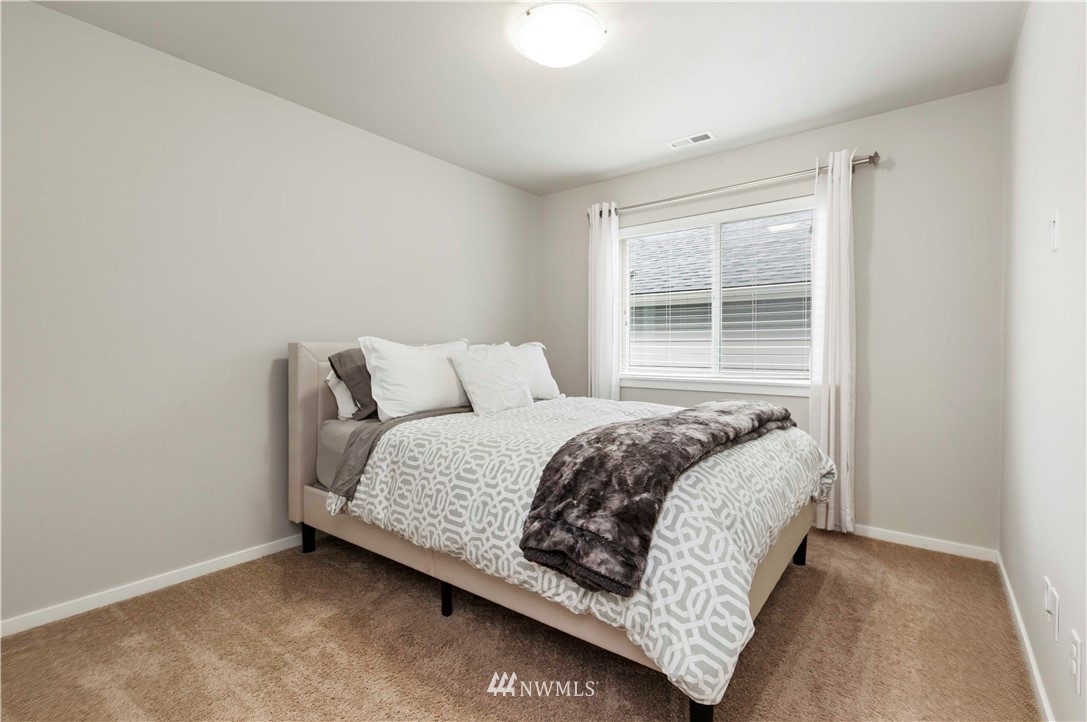18521 115th Place Southeast Renton, WA 98055 - Photo 19 of 27 Gallery Image 19