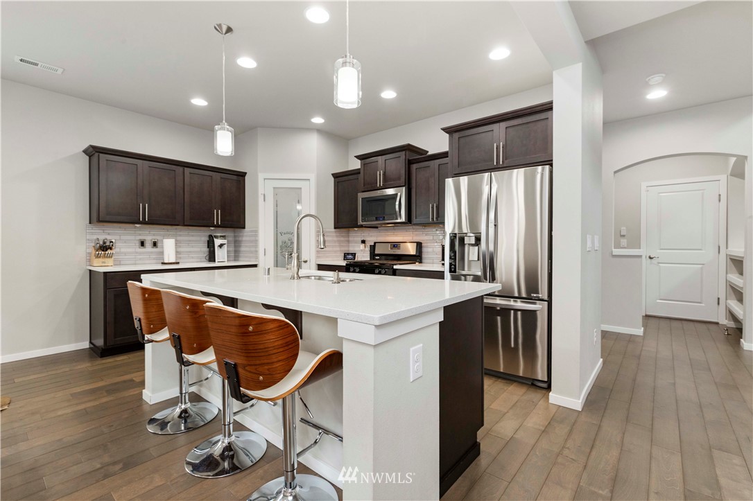 18521 115th Place Southeast Renton, WA 98055 - Photo 4 of 27 Gallery Image 4