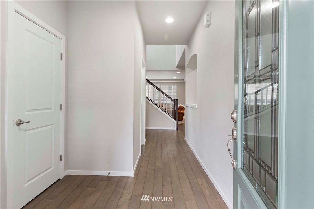18521 115th Place Southeast Renton, WA 98055 - Photo 6 of 27 Gallery Image 6