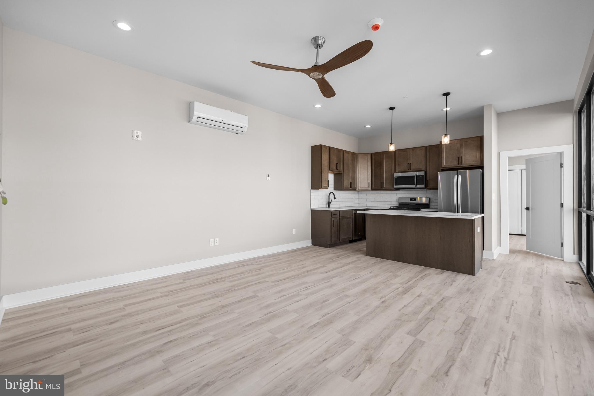 400 South Conkling Street, Unit 5 Baltimore, MD 21224 - Photo 5 of 6 Sample living room finishes