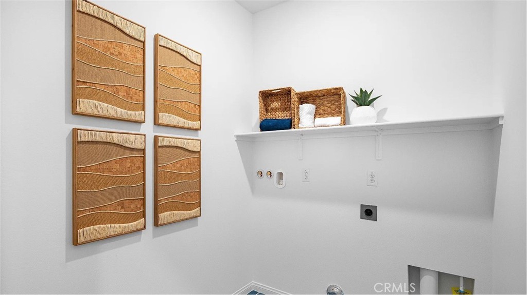 17557 Crabtree Meadows Hesperia, CA 92345 - Photo 20 of 28 Residence 2 Model - not homesite